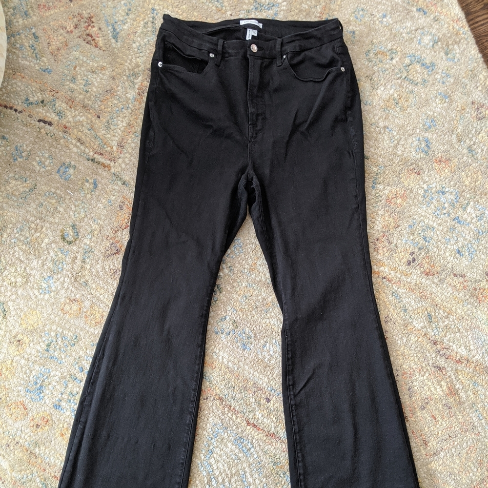 Good American Flare Jeans Black Denim